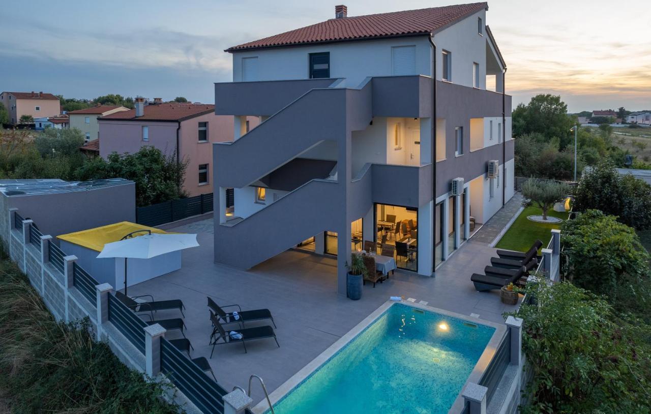 Apartments Amore Fažana Exteriör bild